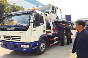 阿巴嘎旗汽车道路救援拖车价格